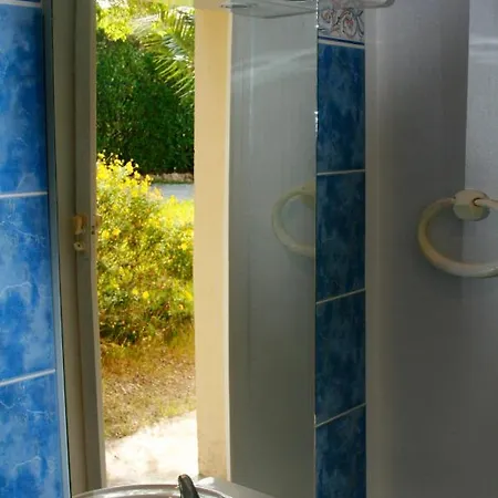 Apartman Studio A Roquebrune Sur Argens A 90 M De La Plage Avec Jardin Clos